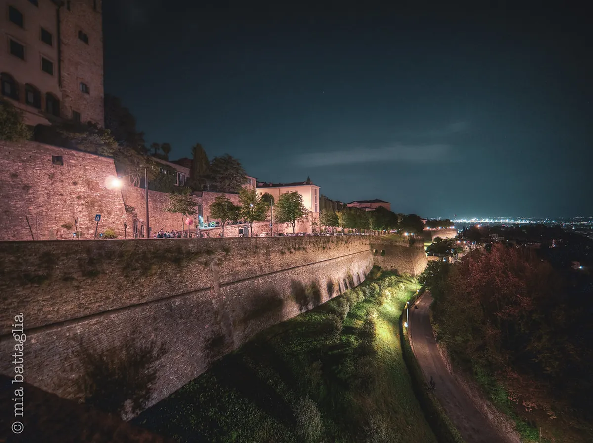Best Night Walks in Bergamo Citta Alta for 2025