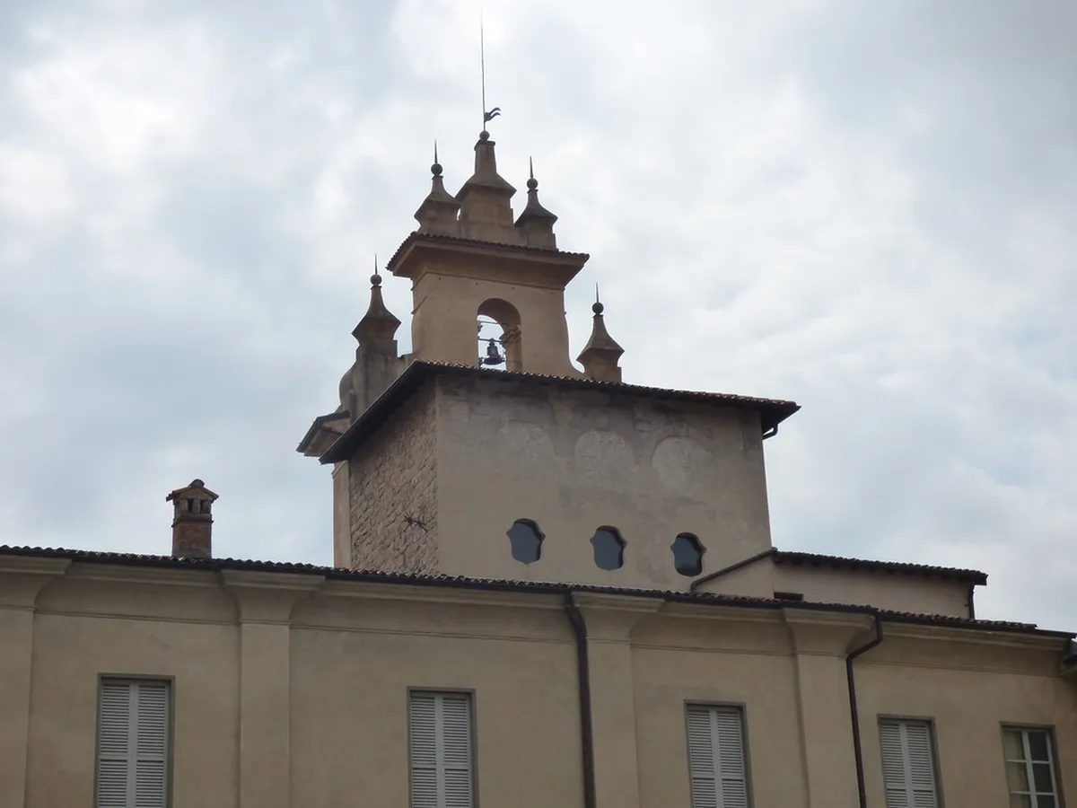 Quick Short Walks in Bergamo: Discover Italy's Gem