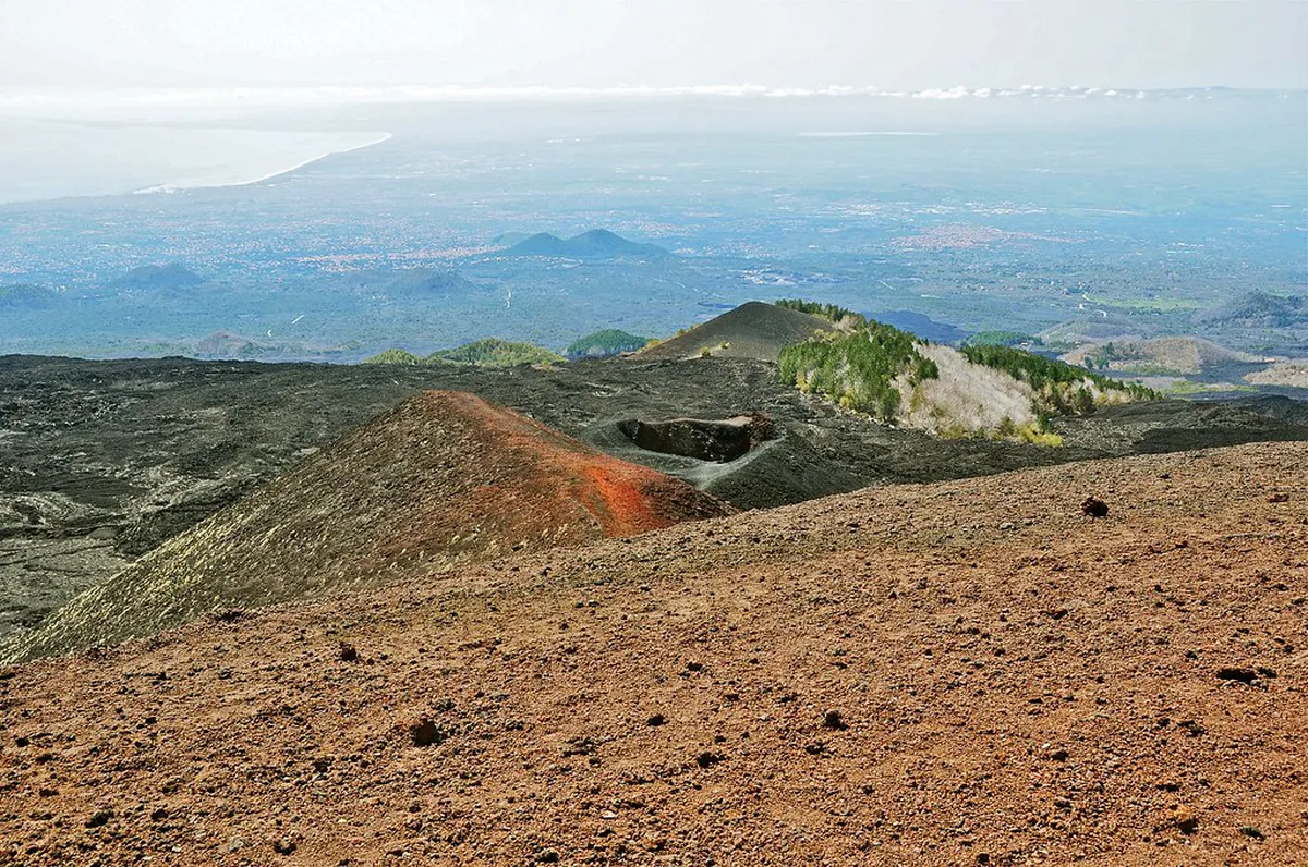 Bologna Hill Walking Trails: Scenic Views Await