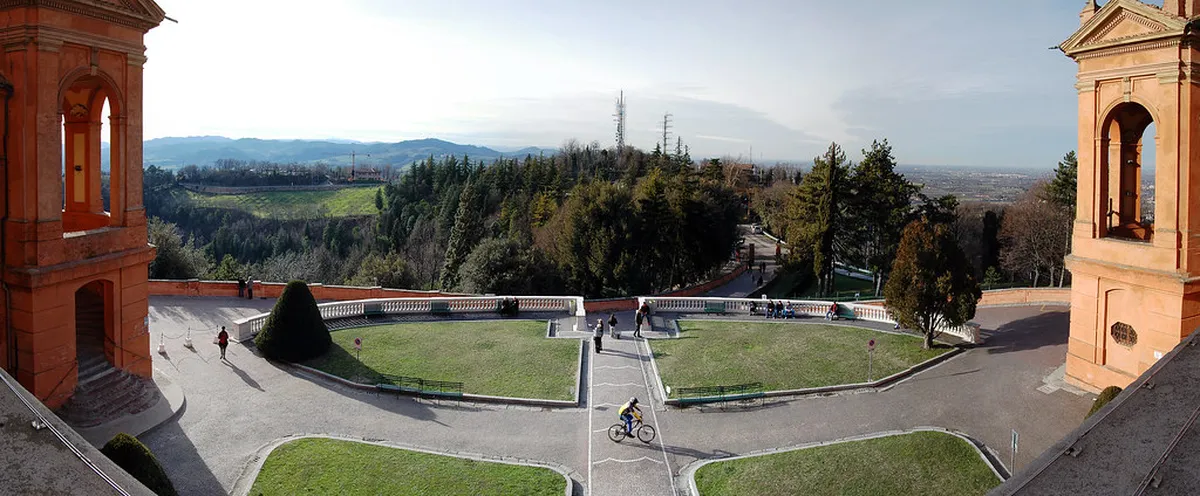 Discover Bologna's UNESCO Portico Walks in 2025