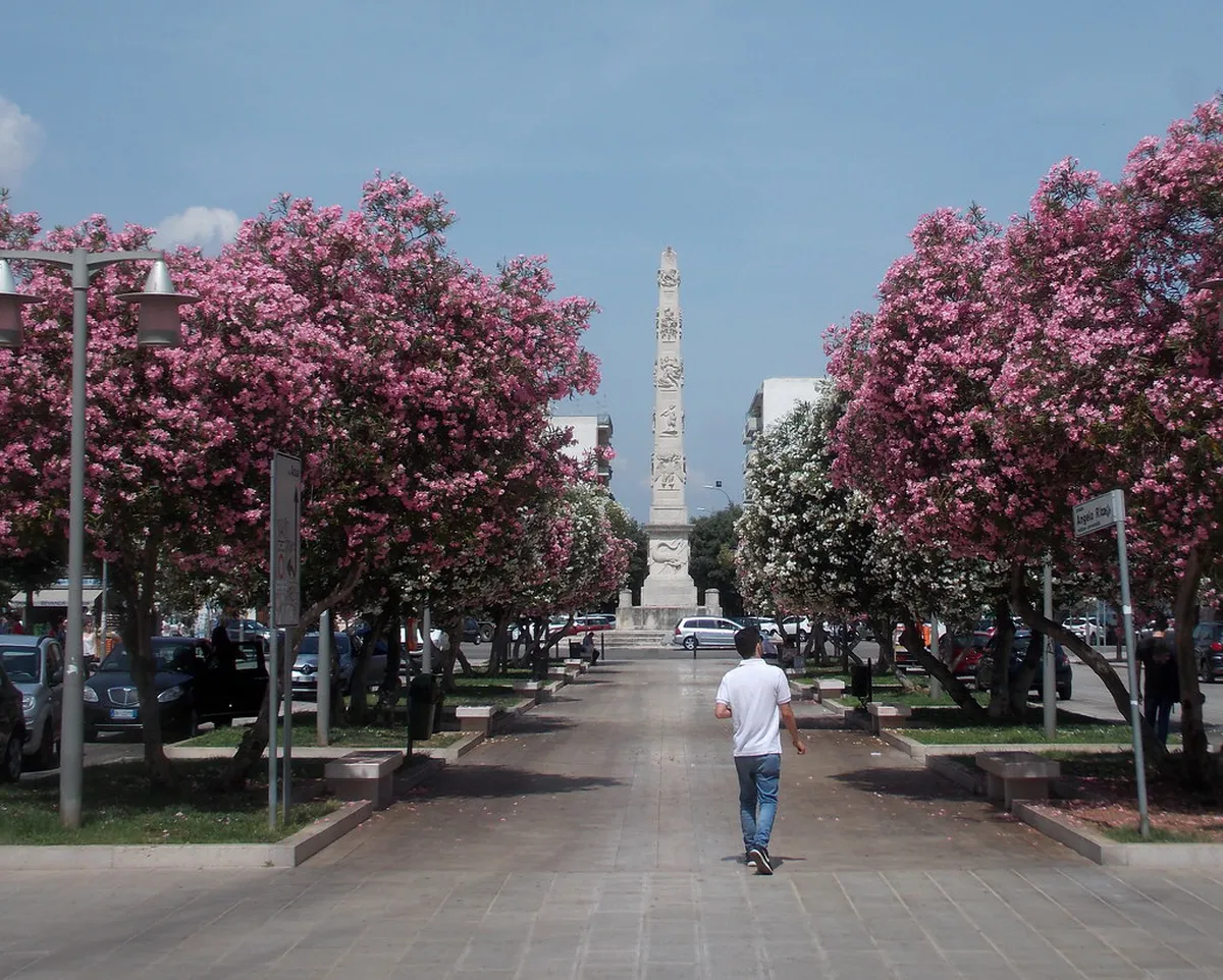 Explore Lecce Park Walking Trails in 2025