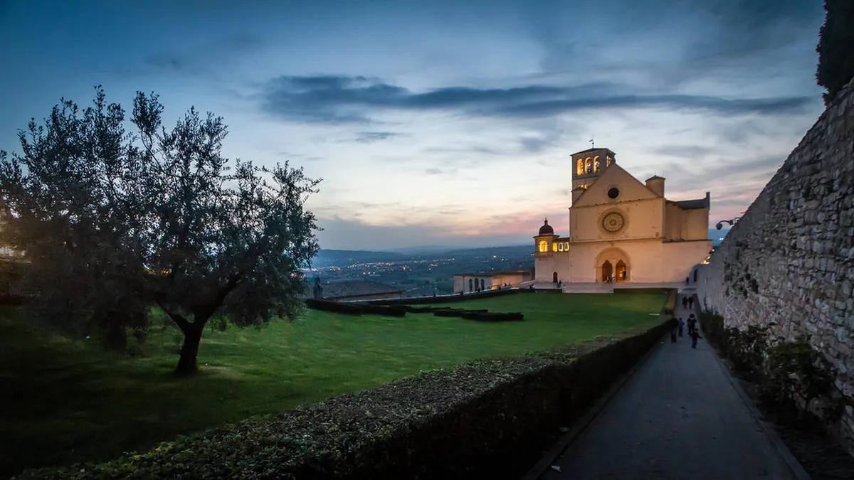 Discover Perugia's Ancient Etruscan & Roman Walking Routes