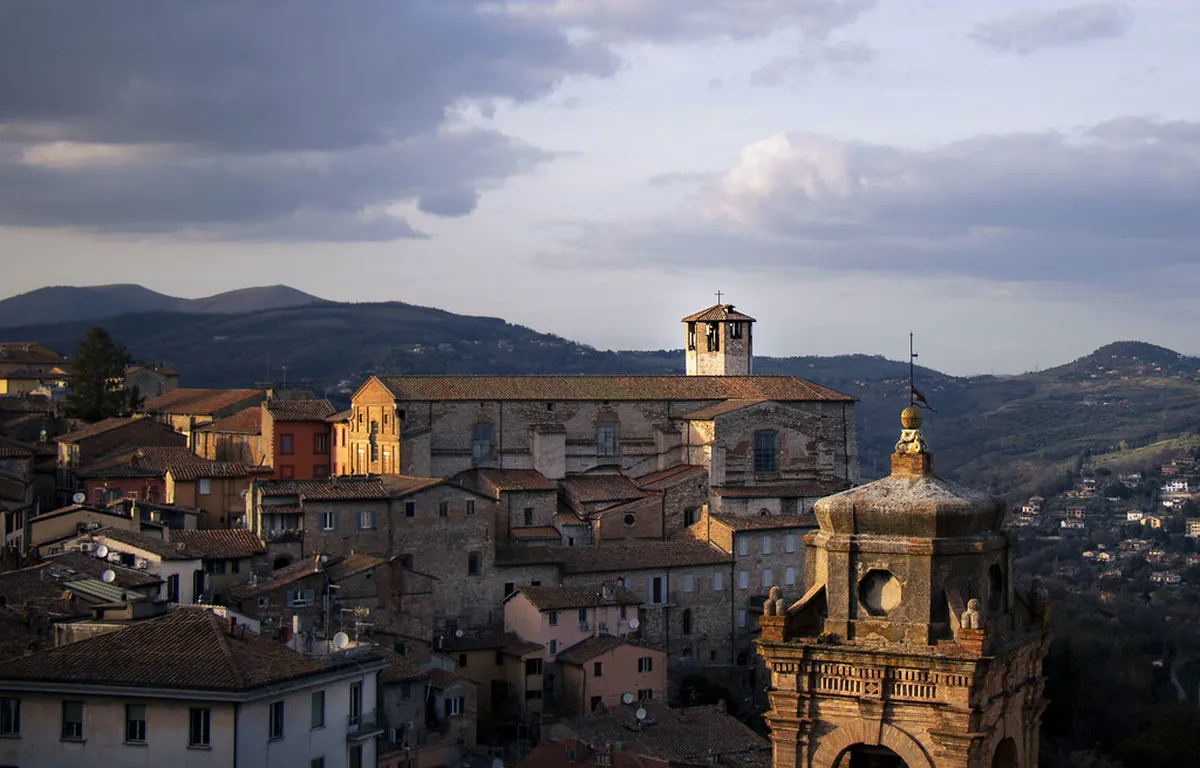 Perugia Evening Strolls: Your Ultimate Night Walk Guide