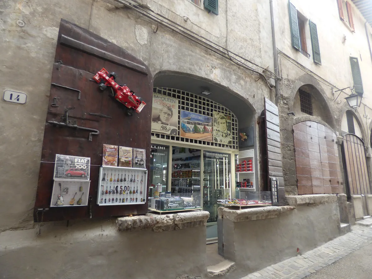 Perugia Walking Tour Guide: Explore Umbria's Gem in 2025