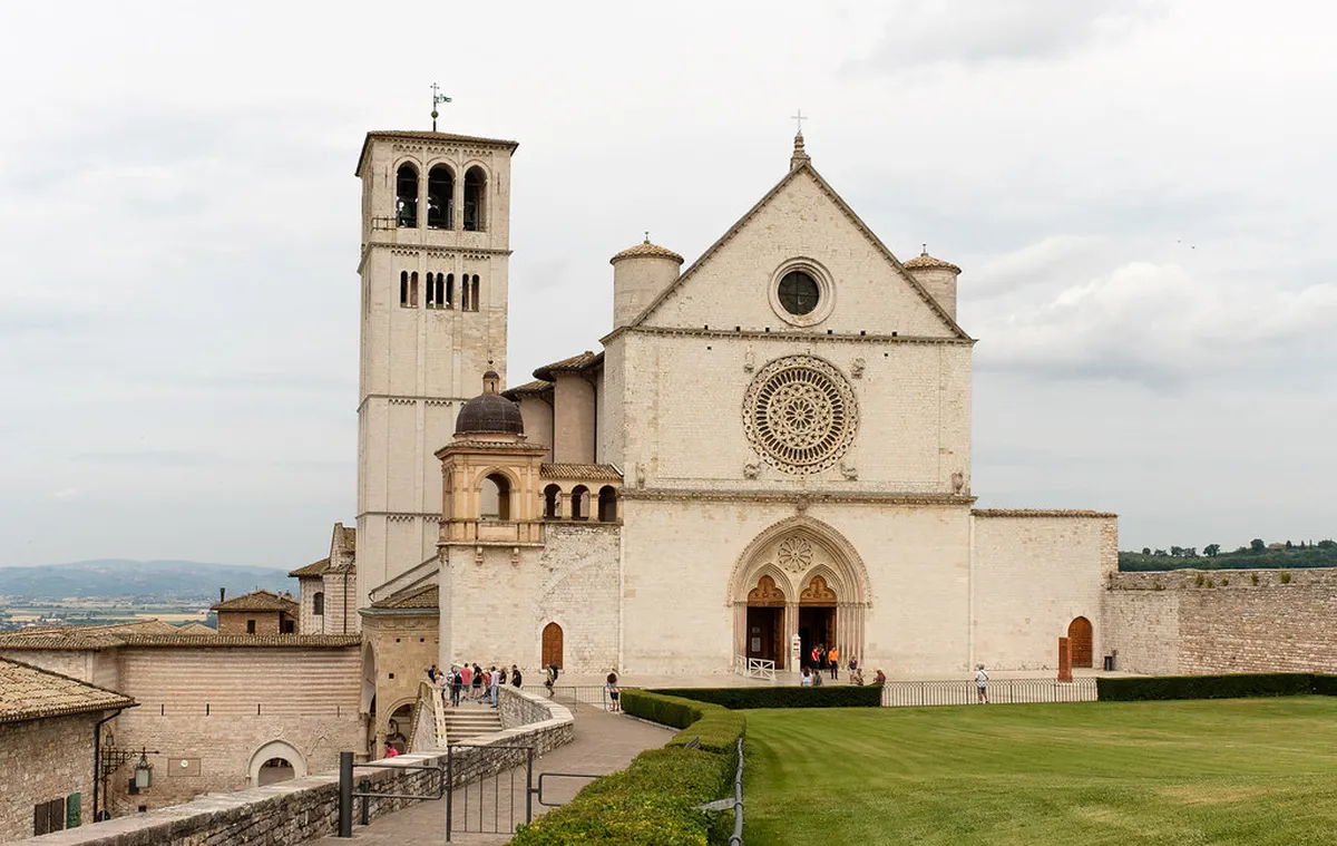 Photography Tips for Walking in Perugia in 2025