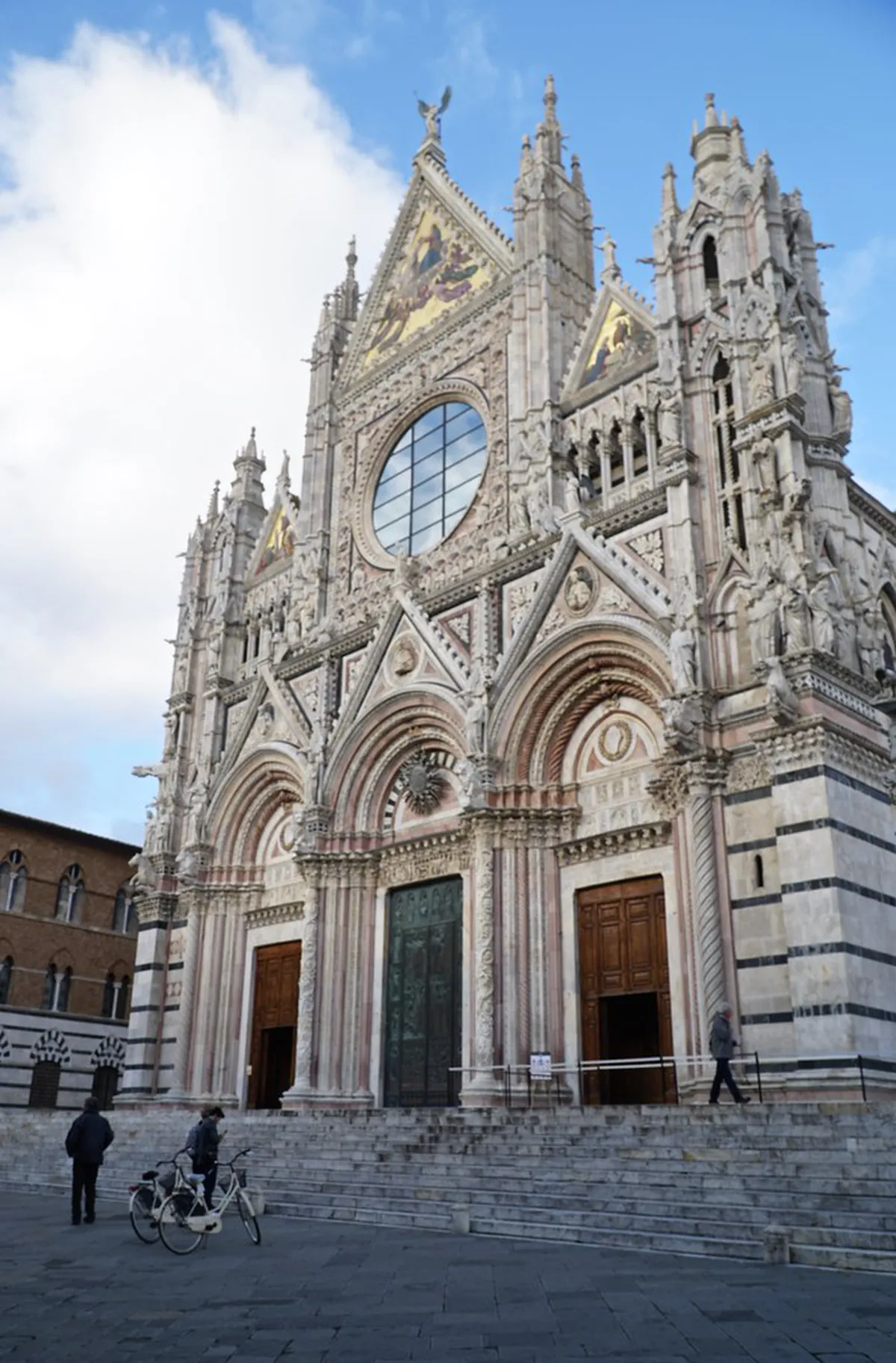 Explore Combined Siena Bike and Walk Routes in 2025