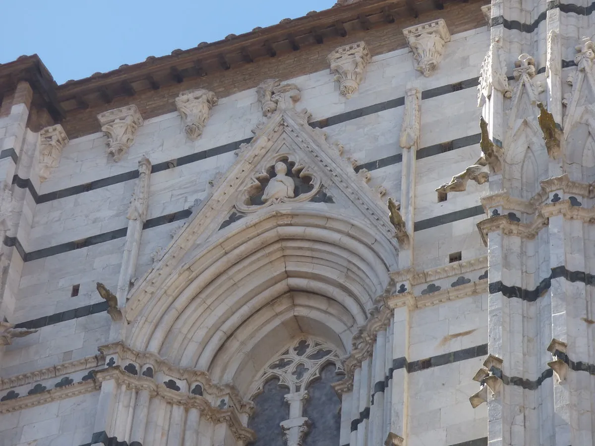 Compare Siena Walking Tour Prices 2025: Your Essential Guide