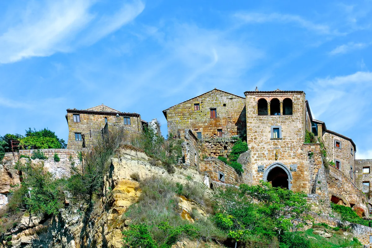 Guided Siena Vineyard Walks & Wine Tasting Tours