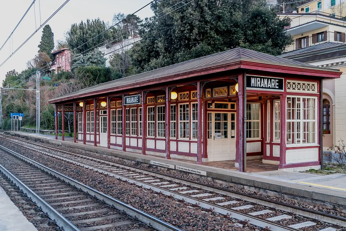 Miramare Castle Park Walking Paths: Your Trieste Guide