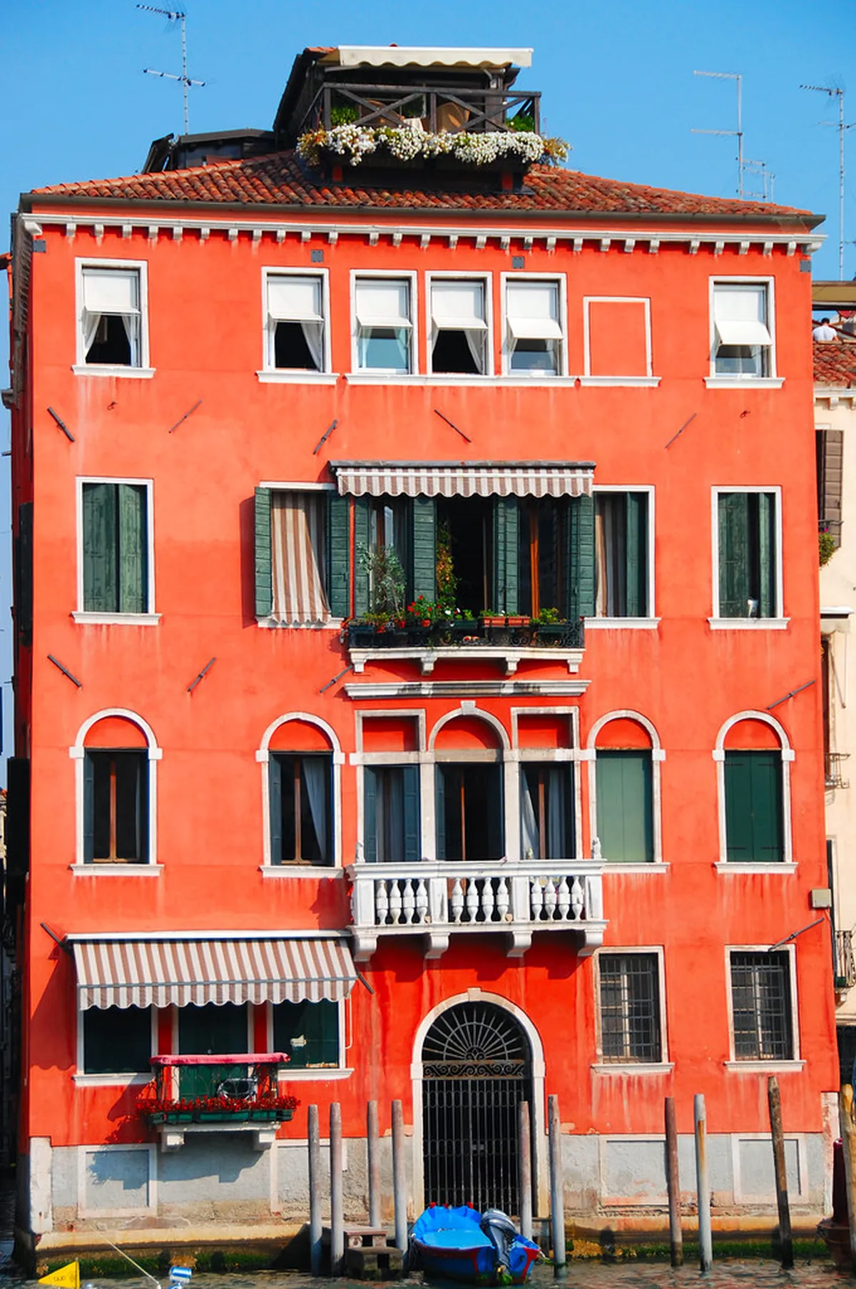 Trieste City Center Historical Walk: A 2025 Walking Guide