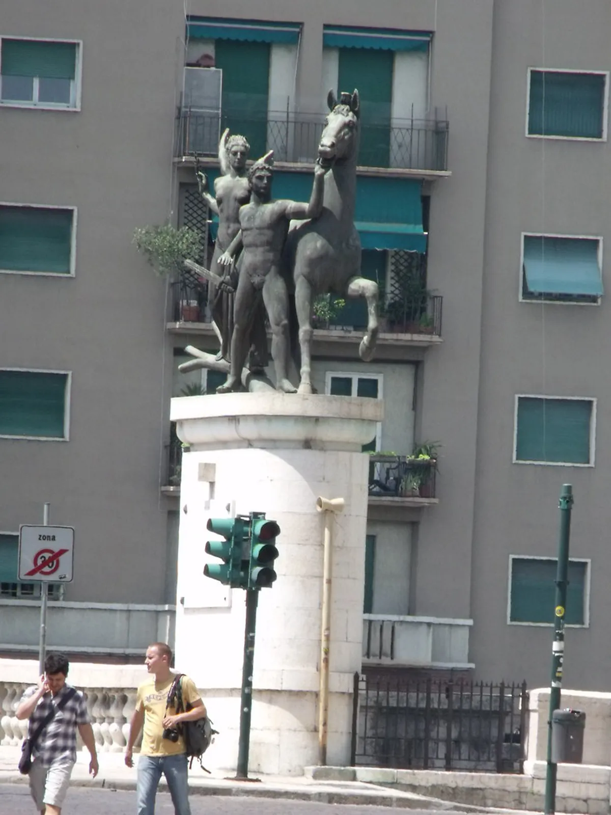 Discover Verona's Beautiful Adige River Walks