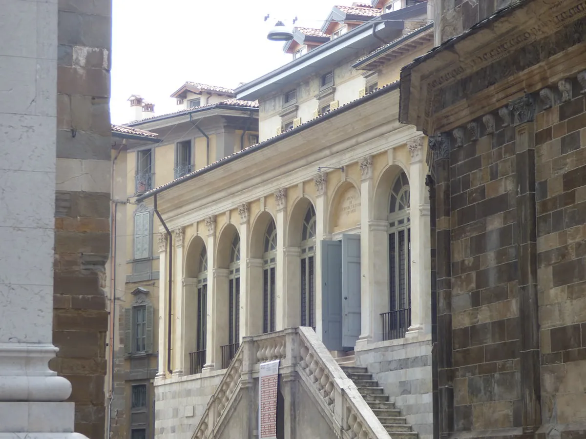 Verona Guided Walking Tours: Explore Italy in 2025