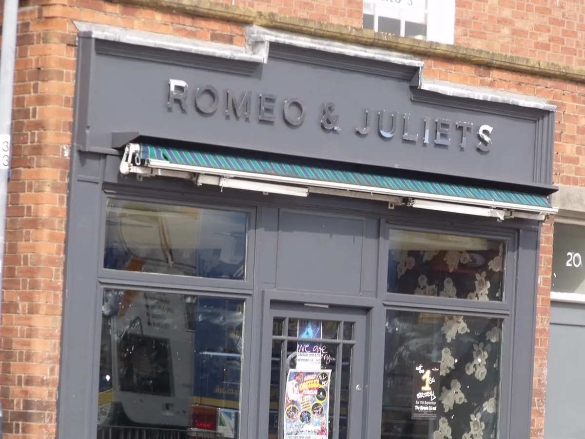 Verona Shopping District Walks: Your 2025 Guide