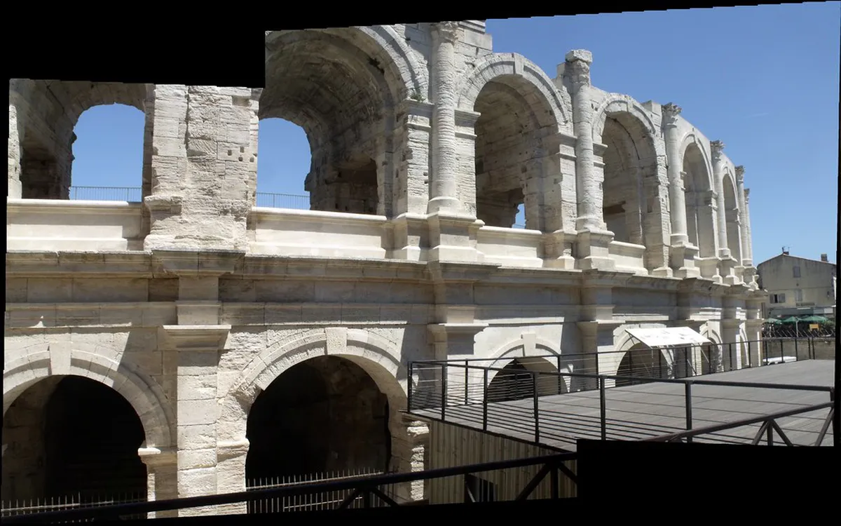 Verona Arena Walking Guide 2025: Explore Nearby Routes