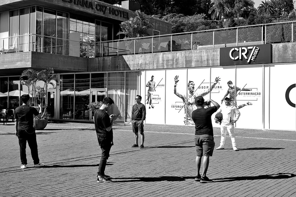 Walk from Aveiro Center to Salinas Area Guide