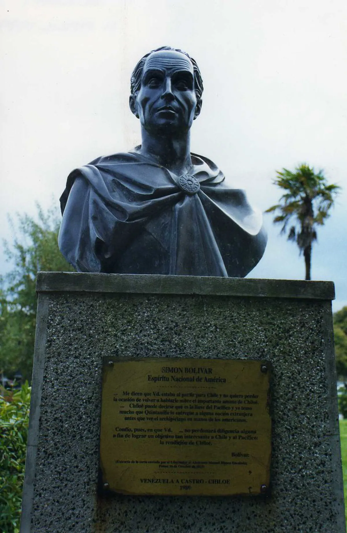 Crossing Pedro e Inês Bridge Walk: Coimbra Tips
