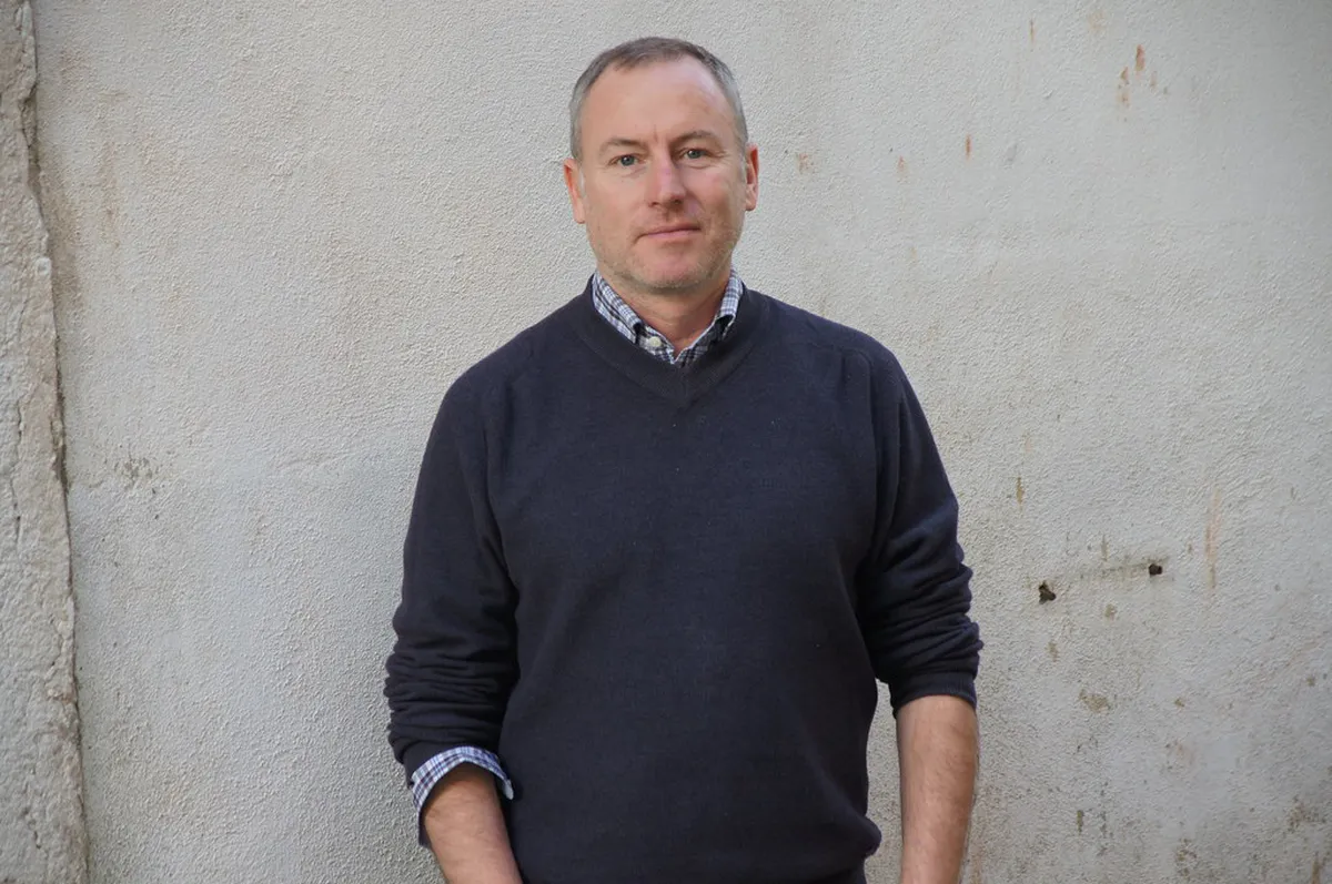 Walking from Faro Airport to Faro Island: 2026 Guide