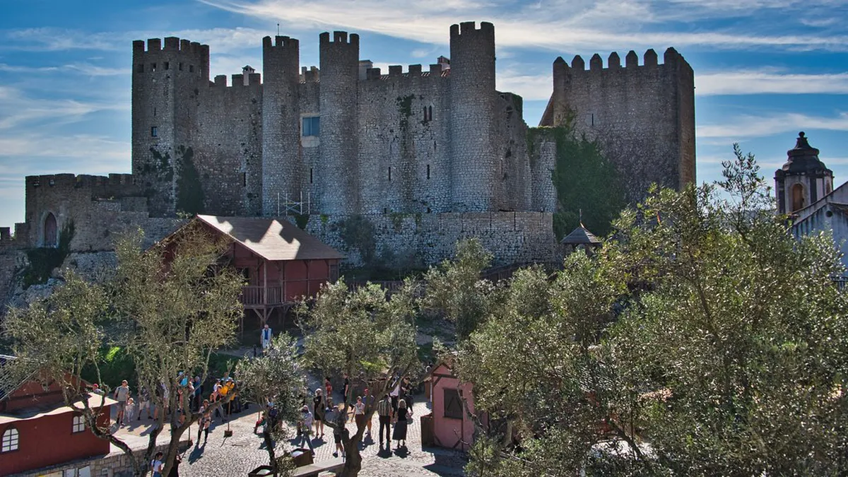 Ultimate Óbidos Castle Wall Walk Guide