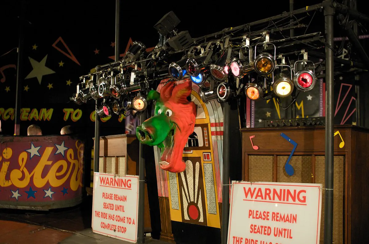 Safety Tips for Cabo Carvoeiro Cliff Walks: 2026 Guide