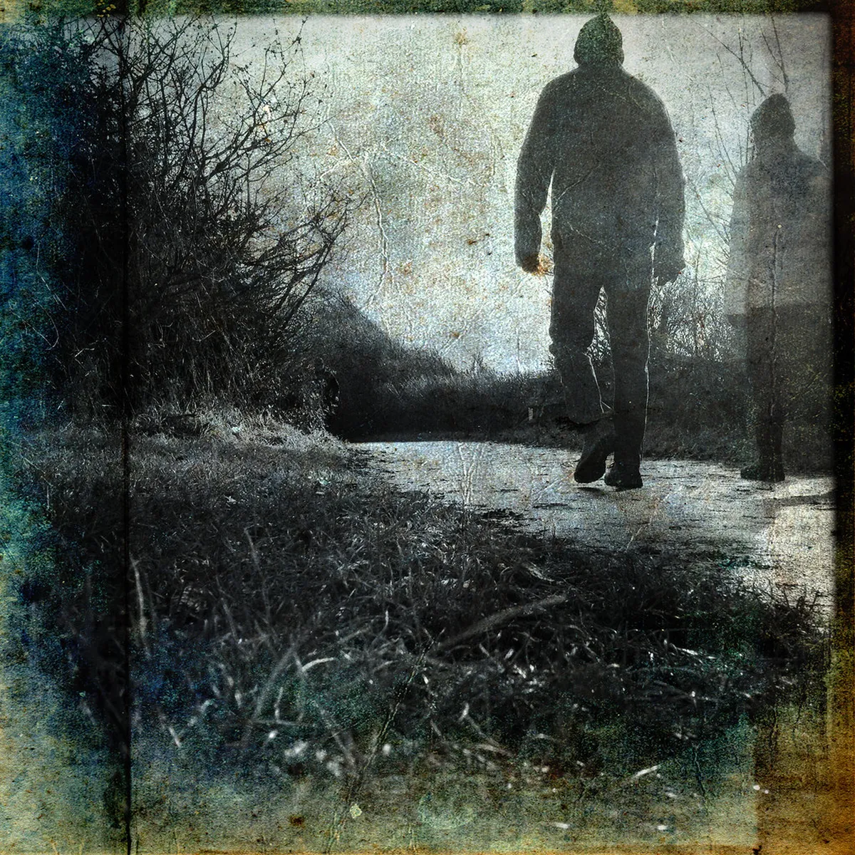 How to Walk Along Douro River Bank in Régua