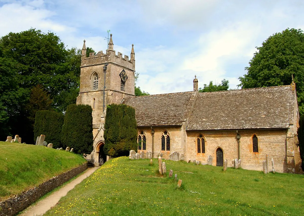 Half Day Scenic Walking Route in Pinhão