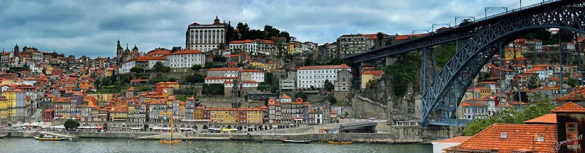 Porto Historic Center Walking Tour Guide
