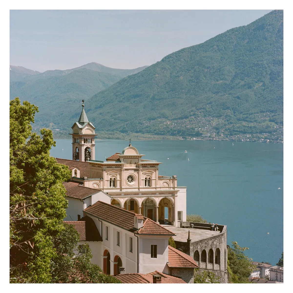Finding the Hidden Lakes of Sintra Forest: 2026 Guide