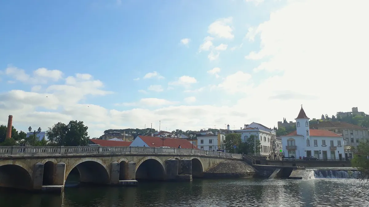 Explore Nabão River Walk Trails in Tomar