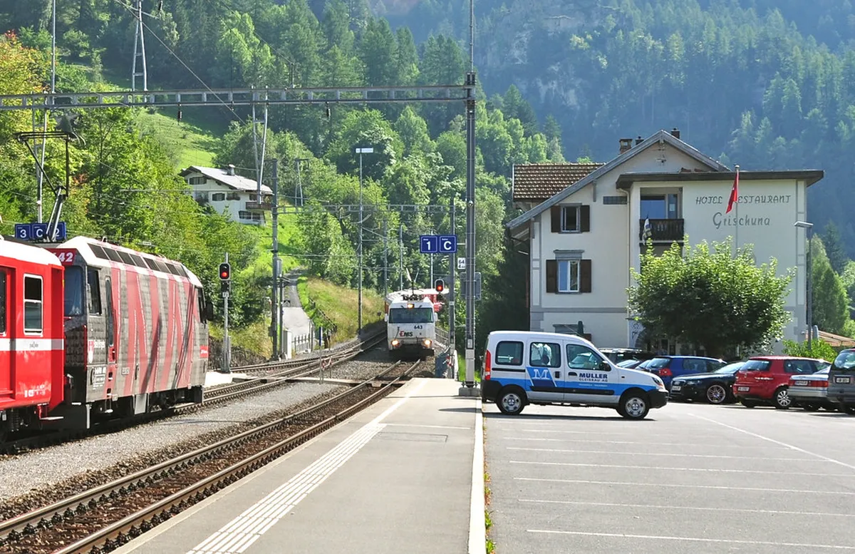 Walking Route from Chur to Haldenstein Castle