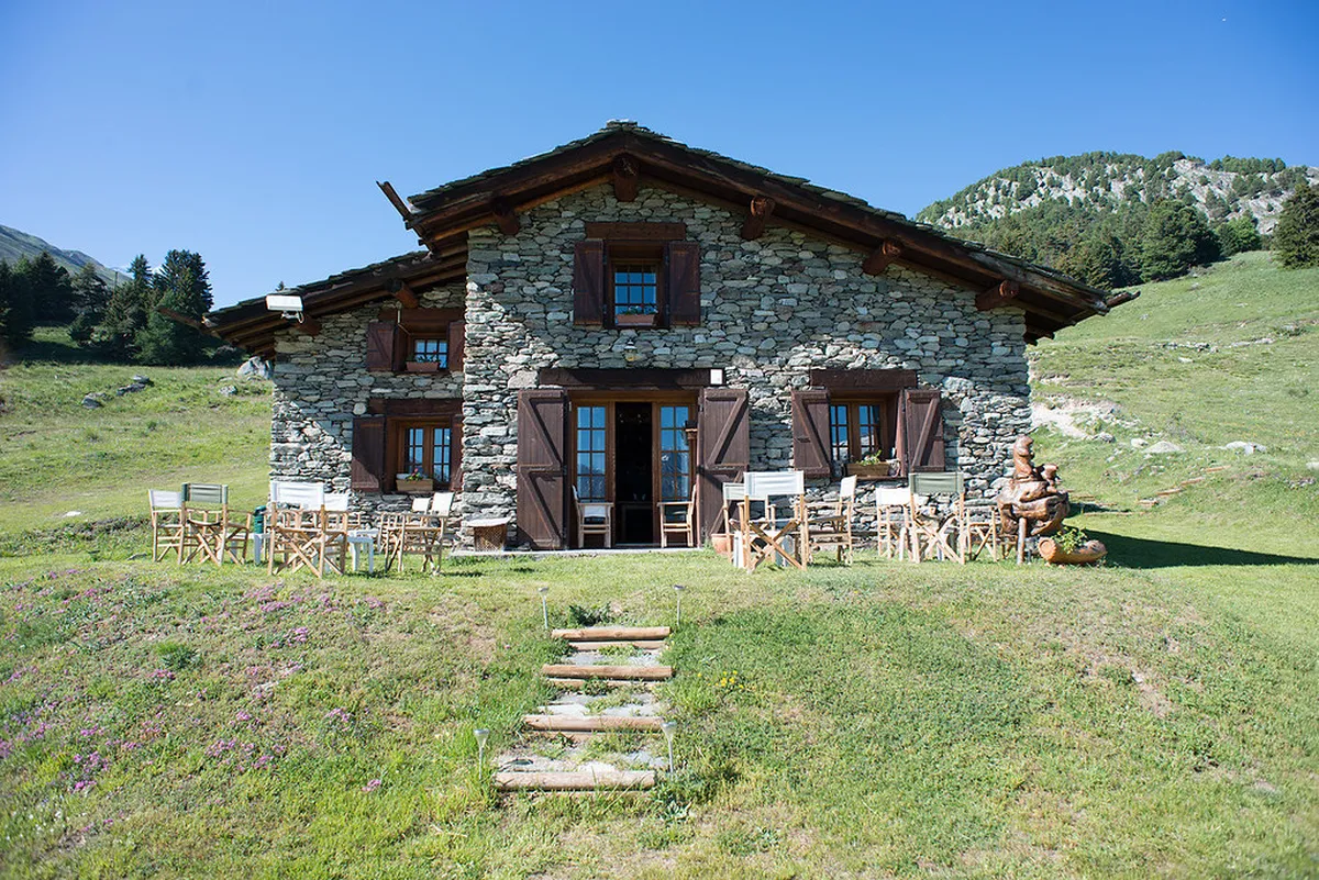 Best Geneva Walking Routes for Families