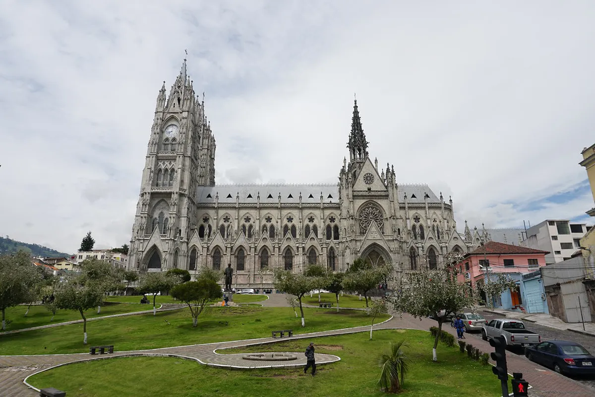 Are there entrance fees for Locarno Camellia Park?