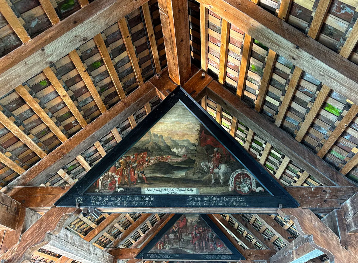 Historical Landmarks in Lucerne Old Town Tour