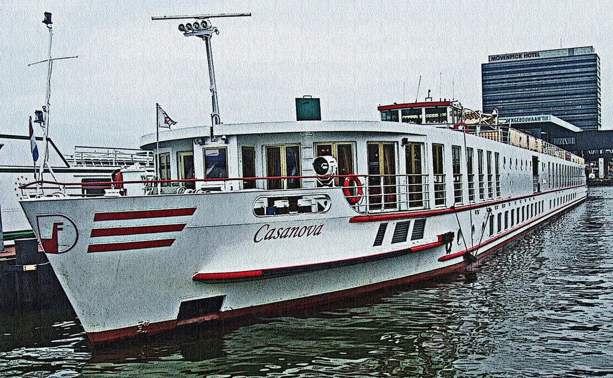 Public Toilets Near Lugano Lakeside Promenade