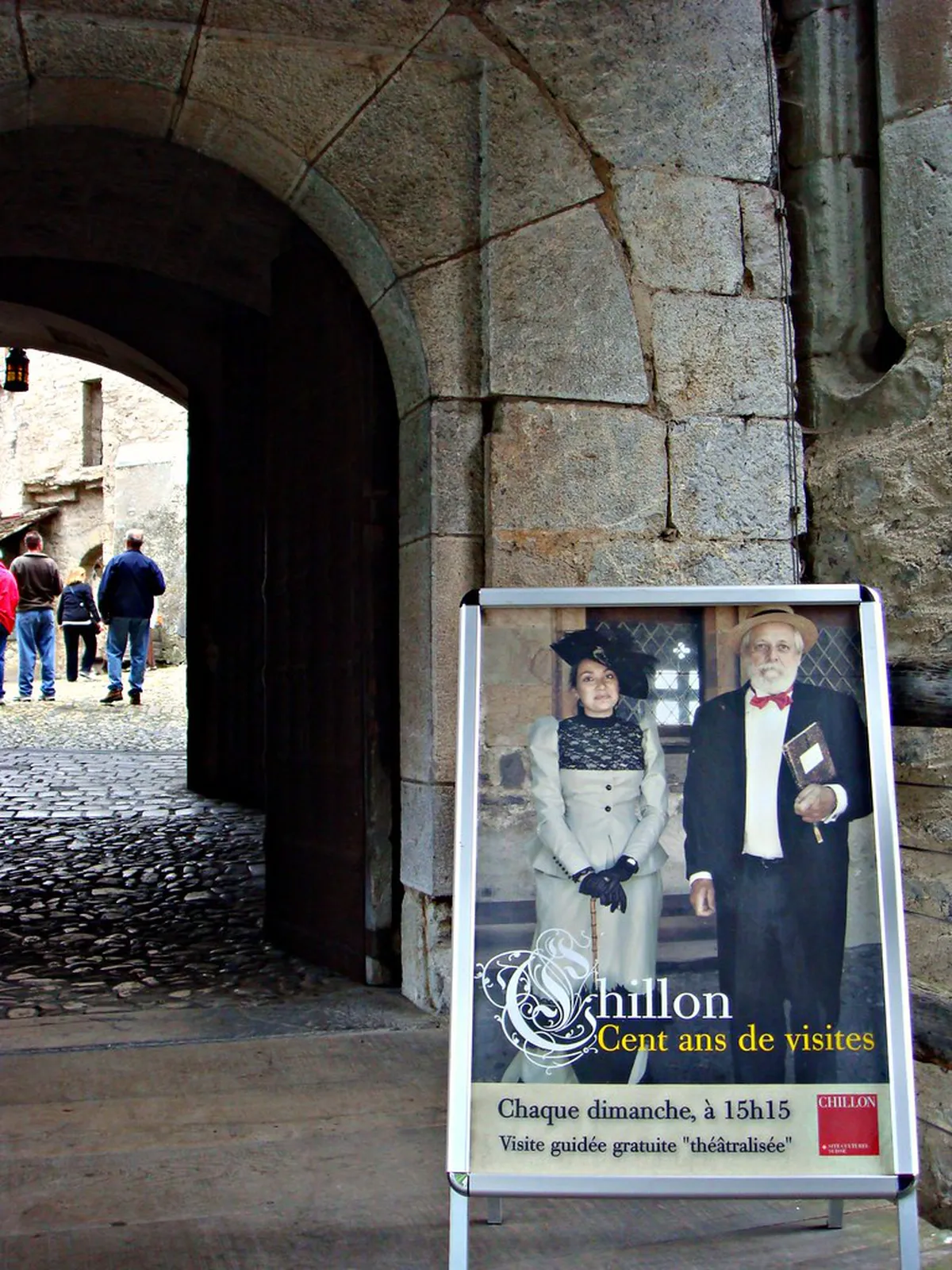 Walking from Montreux to Les Avants via Gorges