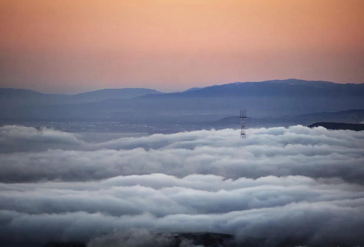 Golden Hour Photography Walks in Vevey Guide