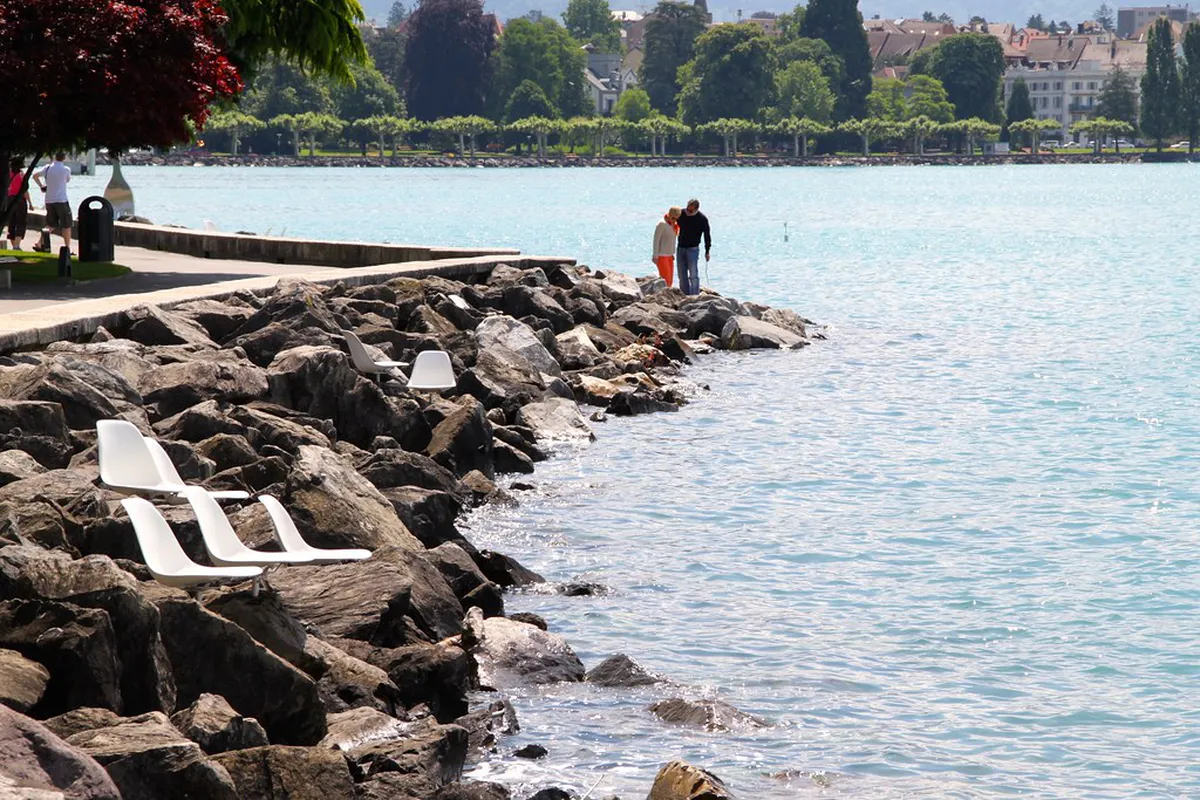 Vevey Lakefront Promenade Guide: Scenic Walks 2026