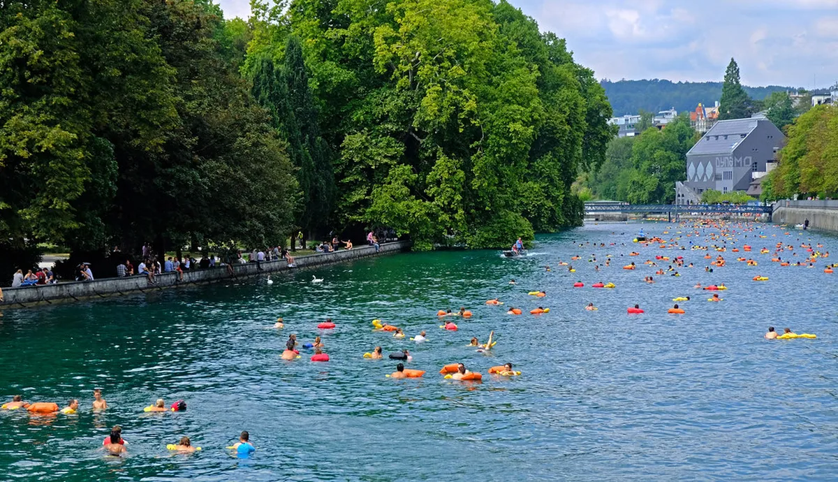 Best Limmat River Scenic Walks in Zürich